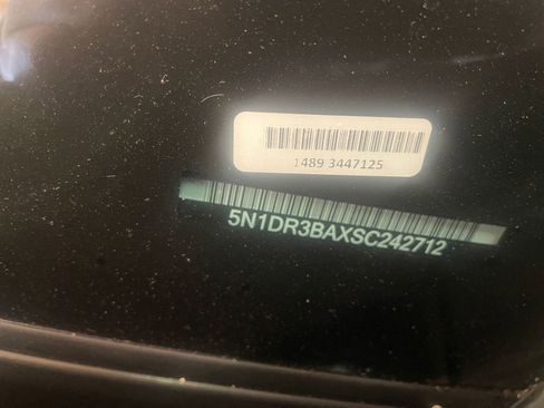 Used 2025 Nissan Pathfinder SV image 29