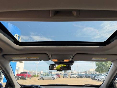 Used 2021 Honda CR-V EX-L image 8