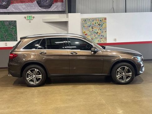 Used 2017 Mercedes-Benz GLC 300 4MATIC image 40