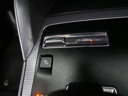 Used 2025 MAZDA CX-70 Plug-In Hybrid w/ Premium Plus image 29