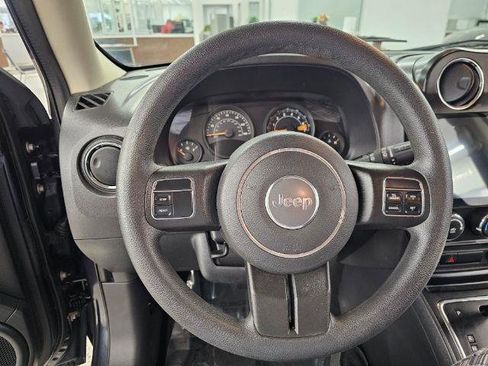 Used 2016 Jeep Patriot Sport w/ Power Value Group image 10