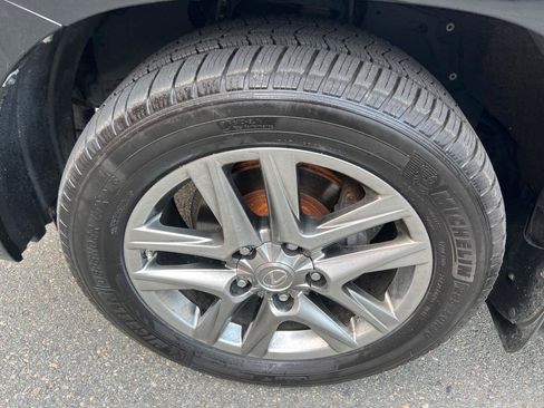 Used 2013 Lexus LX 570 4WD w/ Luxury Pkg image 32