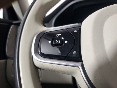 Certified 2023 Volvo XC60 B5 Plus w/ Climate Package AWD/4WD image 25