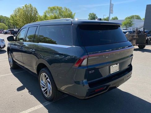 New 2026 Lincoln Navigator L Reserve AWD/4WD image 28