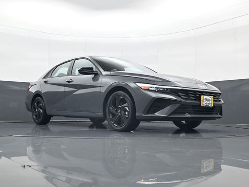 New 2026 Hyundai Elantra Sport w/ Cargo Package image 23