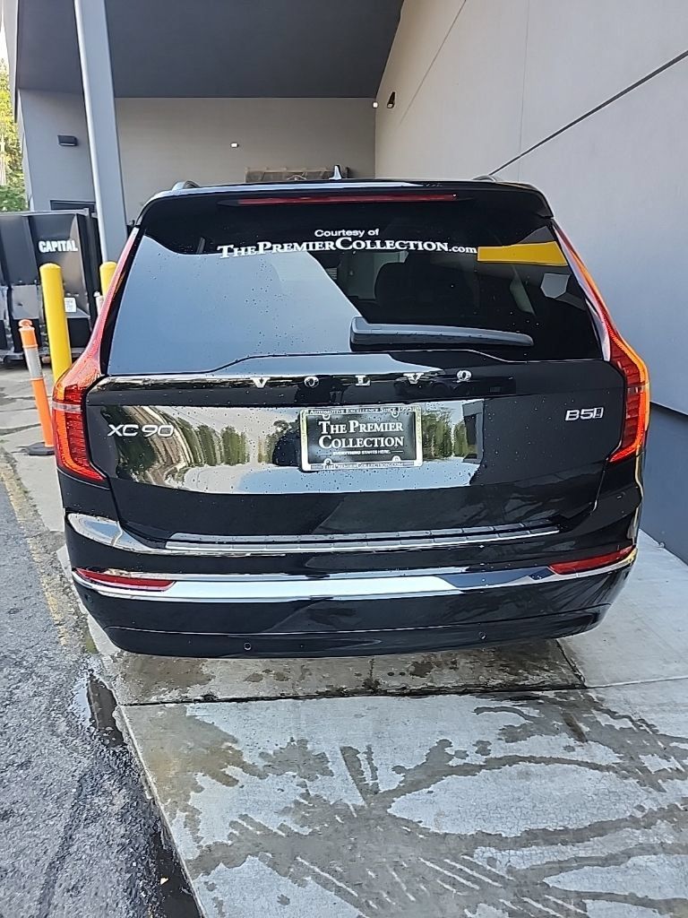 Used 2026 Volvo XC90 B5 Core w/ Protection Package Premier AWD/4WD image 4