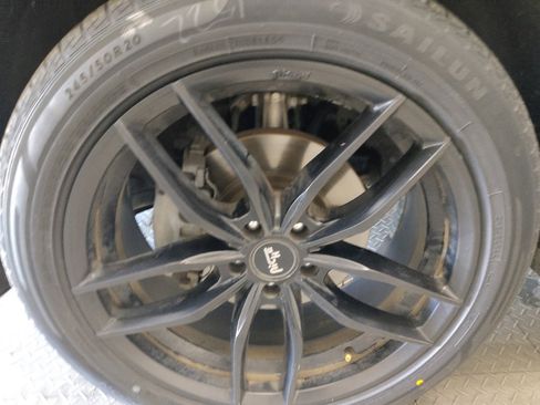 Used 2019 Ford Edge SEL w/ Equipment Group 201A FWD image 31