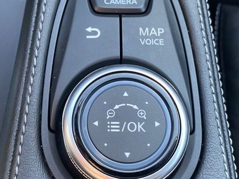 Used 2019 INFINITI QX50 Essential w/ Premium Heat Package image 16