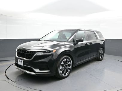 Used 2023 Kia Carnival EX