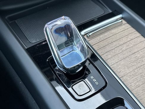 New 2026 Volvo XC60 B5 Core w/ Climate Package PRO AWD/4WD image 24