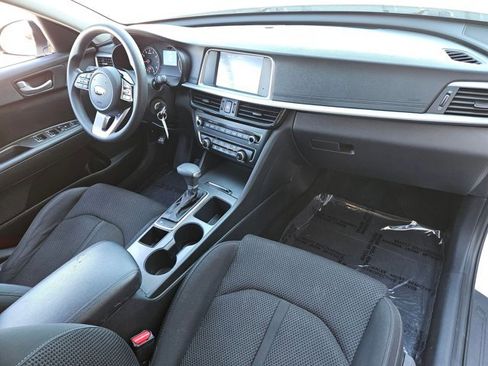 Used 2019 Kia Optima LX image 25