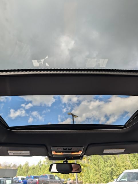 Used 2023 Mitsubishi Outlander SEL AWD/4WD image 20