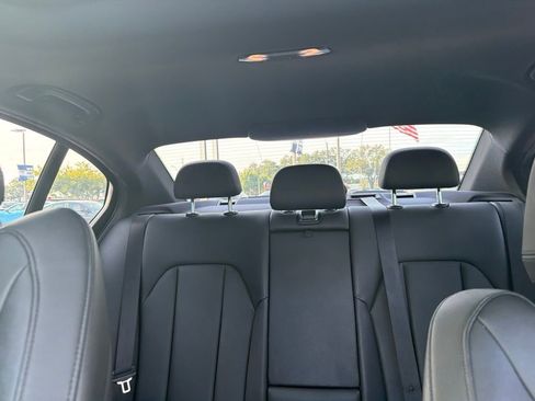 Used 2019 BMW 330i xDrive Sedan w/ Convenience Package AWD/4WD image 15