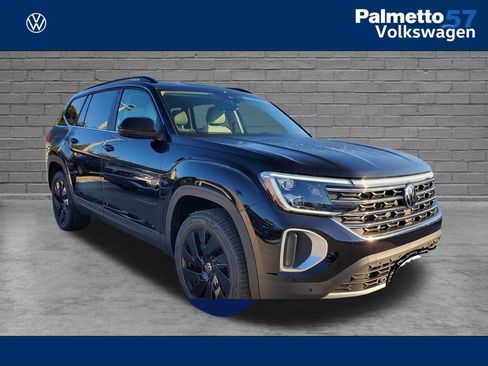 New 2026 Volkswagen Atlas SE FWD image 1