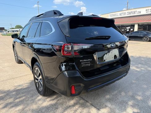 Used 2022 Subaru Outback Premium AWD/4WD image 5