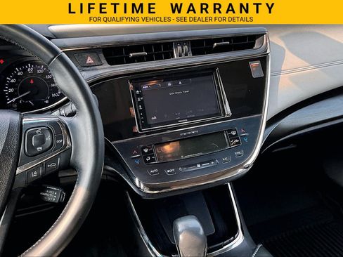 Used 2017 Toyota Avalon Limited w/ All Weather Liner Package FWD image 6