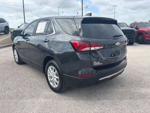 Used 2022 Chevrolet Equinox LT FWD image 4