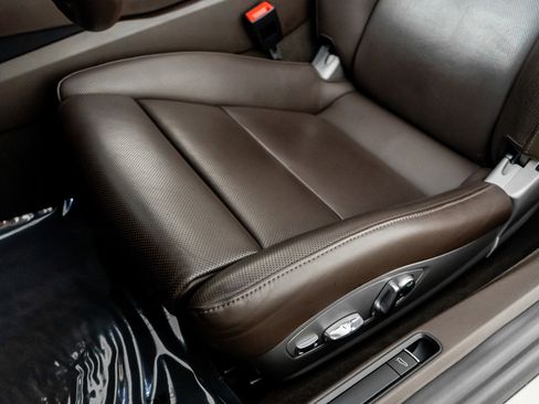 Used 2019 Porsche 911 Targa 4 GTS image 27