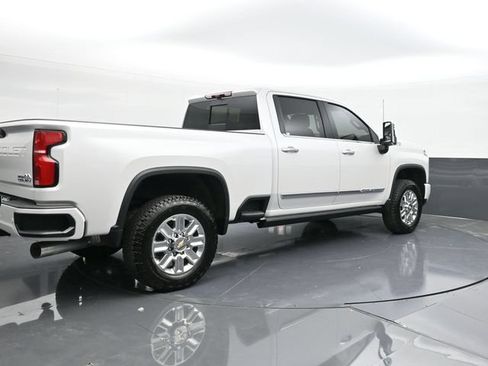 New 2025 Chevrolet Silverado 2500 High Country w/ High Country Premium Package AWD/4WD image 10