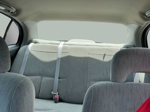 Used 2005 Buick Le Sabre Custom w/ Wheel And Sound Package FWD image 24