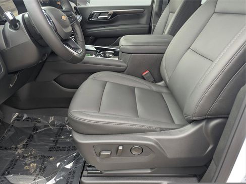 New 2026 Chevrolet Suburban LT w/ Comfort Package image 22