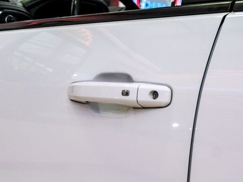 Used 2022 Chevrolet Silverado 3500 LT w/ Convenience Package image 39