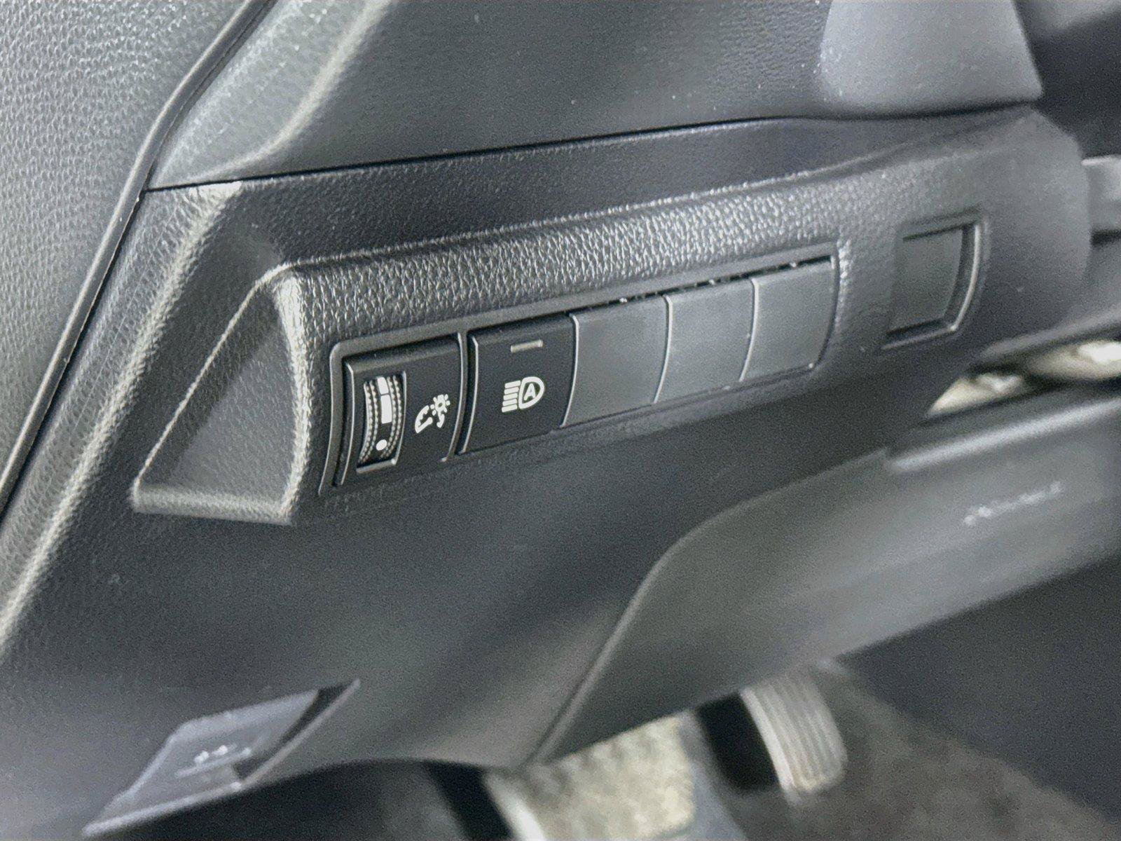 Certified 2022 Toyota Corolla XSE FWD image 15