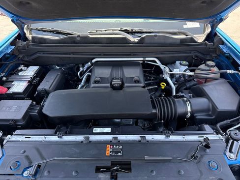 Used 2024 Chevrolet Colorado Trail Boss w/ Technology Package AWD/4WD image 6