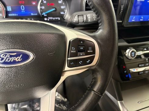 Used 2023 Ford Explorer Limited image 20