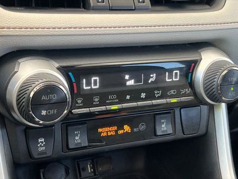 Certified 2019 Toyota RAV4 XLE Premium w/ Cold Weather Package FWD image 23