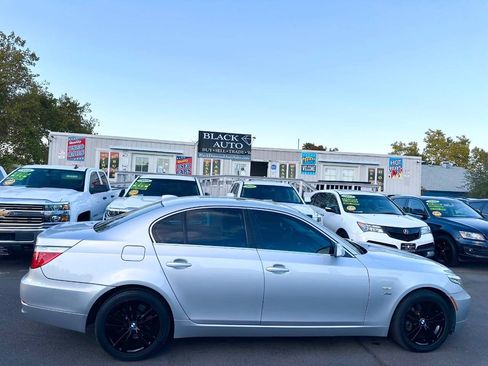 Used 2009 BMW 528i xDrive Sedan AWD/4WD image 12