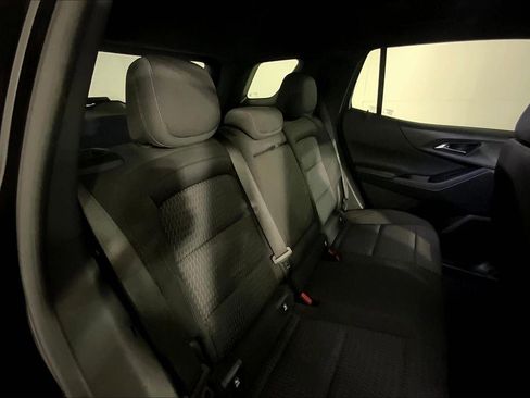 Used 2025 Chevrolet Equinox LT image 23