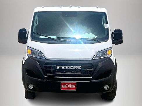 New 2024 RAM ProMaster 2500 w/ Convenience Group FWD image 12