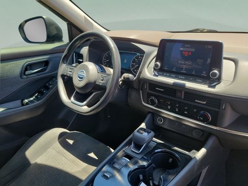 Used 2021 Nissan Rogue S FWD image 18