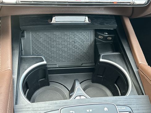 Certified 2024 Mercedes-Benz GLS 450 4MATIC image 36