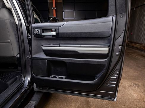 Used 2019 Toyota Tundra SR5 w/ SR5 Upgrade Package image 37