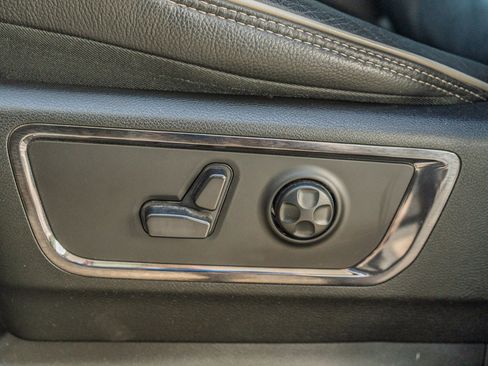 Used 2023 RAM 1500 Limited AWD/4WD image 32