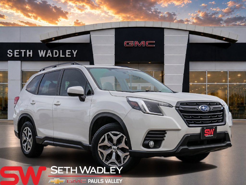 Used 2022 Subaru Forester Premium AWD/4WD image 1