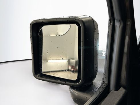 Used 2023 Jeep Wrangler Unlimited Rubicon 4xe w/ Cold Weather Group AWD/4WD image 16