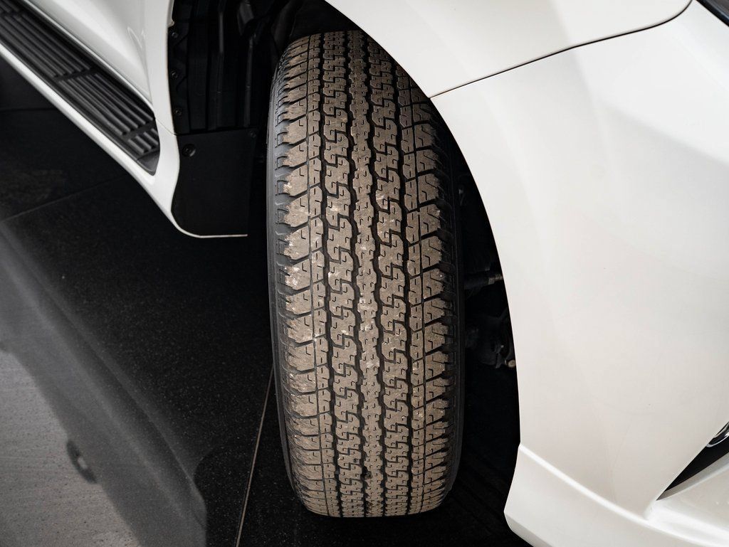 Certified 2023 Lexus GX 460 Premium AWD/4WD image 38