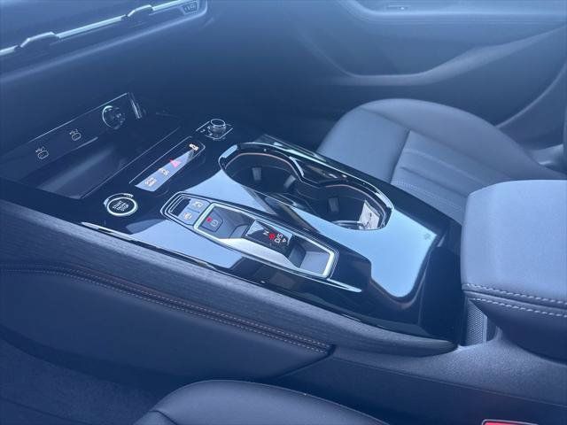 Used 2025 Audi A5 2.0T Premium Plus w/ Premium Plus AWD/4WD image 35
