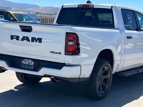 New 2026 RAM 1500 Express AWD/4WD image 8