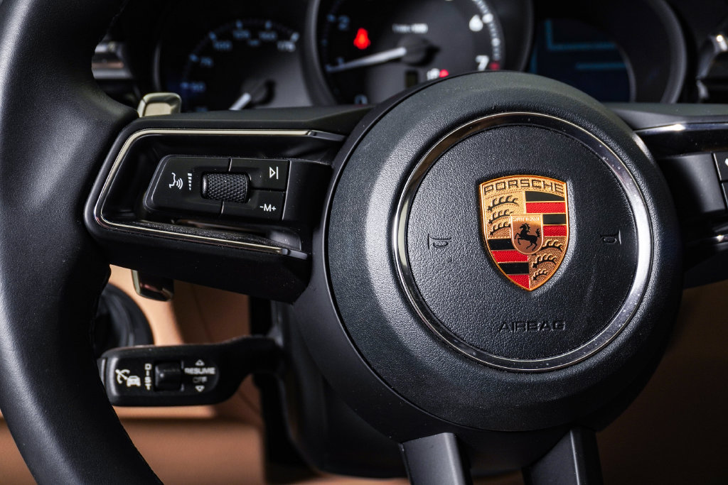 Certified 2026 Porsche Macan AWD/4WD image 20