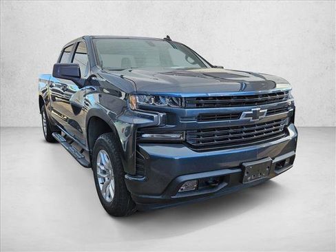 Used 2021 Chevrolet Silverado 1500 RST image 3