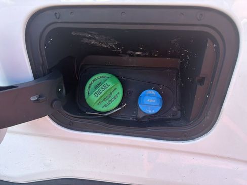 Used 2026 Ford F350 Lariat w/ Chrome Package AWD/4WD image 18