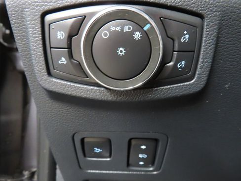 Used 2022 Ford F350 Lariat w/ Black Appearance Package image 55