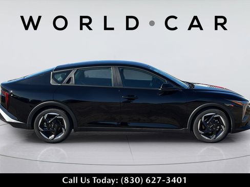 Certified 2025 Kia K4 EX FWD image 15