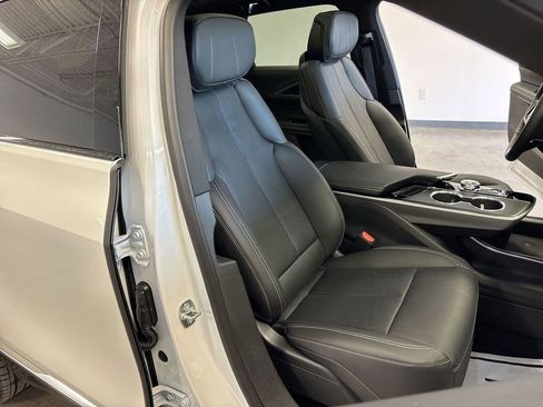 New 2025 Cadillac Lyriq Luxury image 33