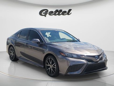 Certified 2024 Toyota Camry SE w/ Audio Upgrade Package FWD image 3