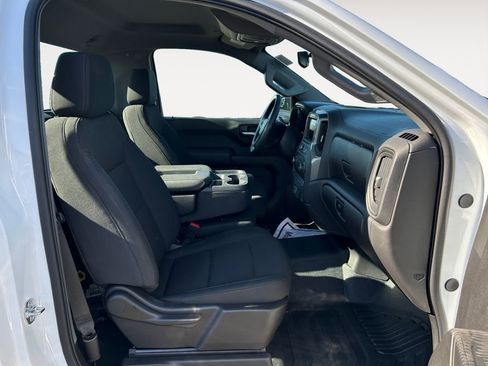 Used 2025 Chevrolet Silverado 1500 W/T image 10